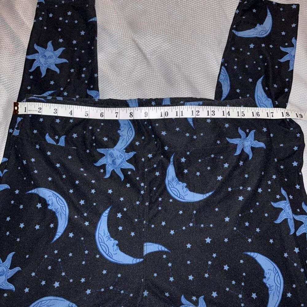 Lularoe Women's Leggings - Picture 4 of 7